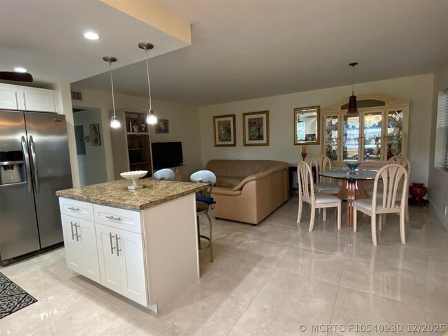 Building Photo - 321 Durham Cir Unit 321