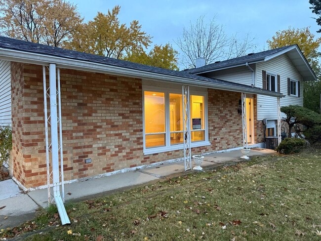 Photo - 1440 Gentry Rd