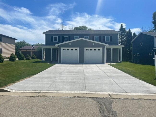 Photo - 3301 W Alvina Ave