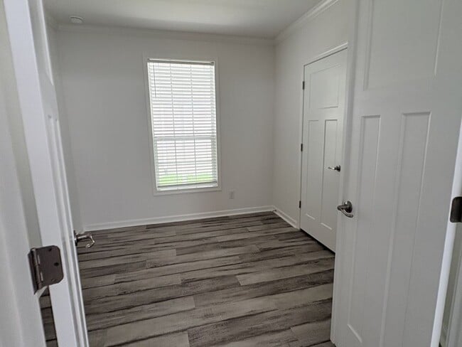 Photo - 1639 Voyager Dr
