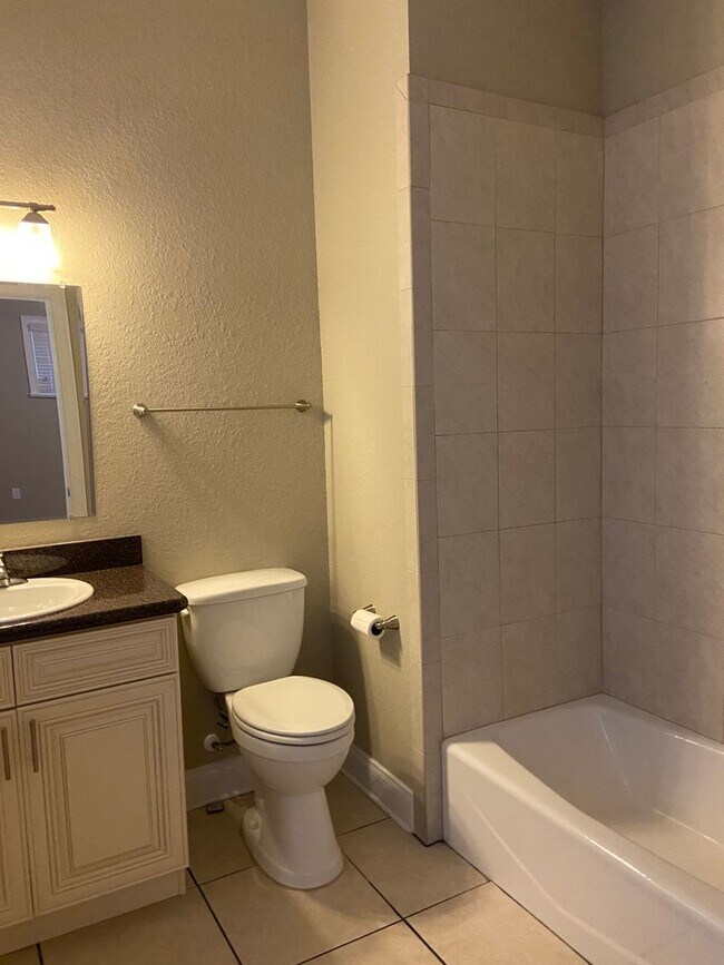 Photo - Park Place-310 Unidad Park Place