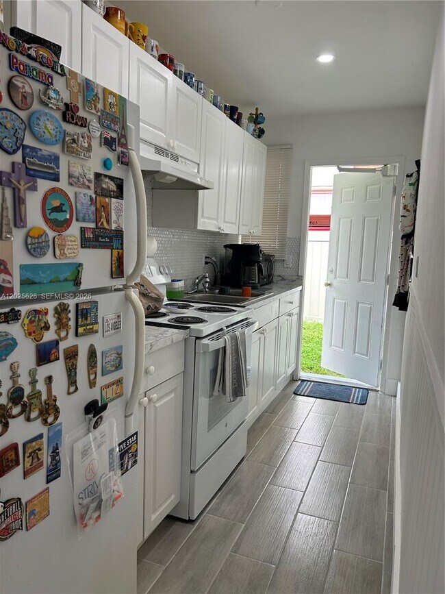Photo - 1019 NE 17th Terrace Unit 4