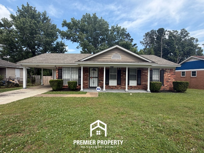 Building Photo - Charming 3BR/1.5BA in Raleigh | Hardwood Floors & Spacious Fenced Backyard