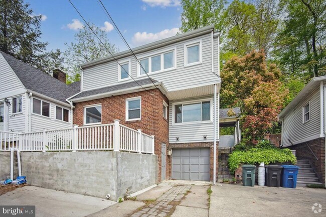 Building Photo - 3137 S Glebe Rd Rental