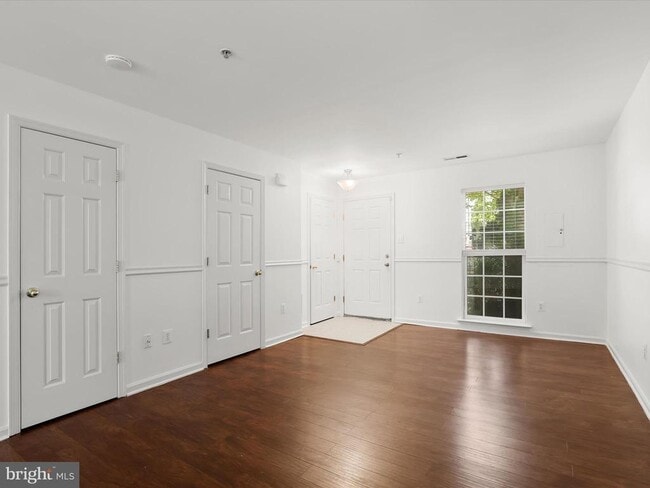 Photo - 601 Tivoli Rd