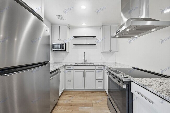 Photo - 2025 Grainger St