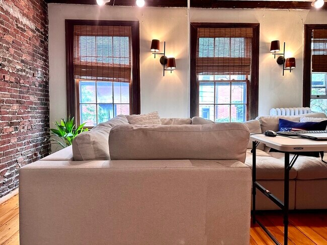 Photo - 31 Myrtle St Unidad #4