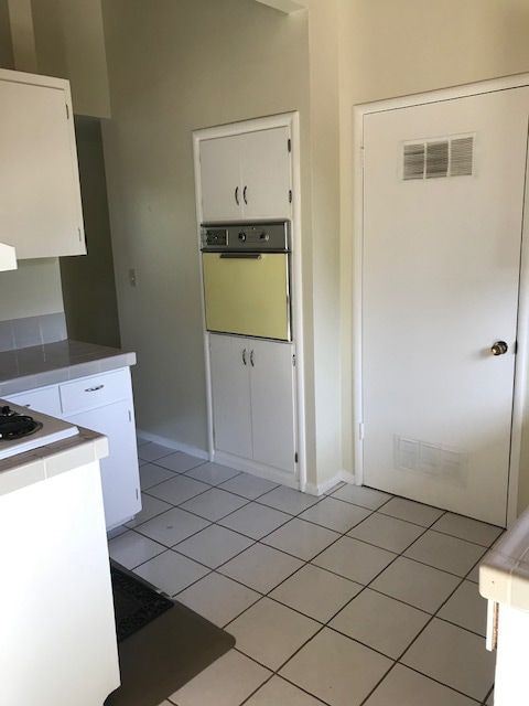 Photo - x1116I - OLD