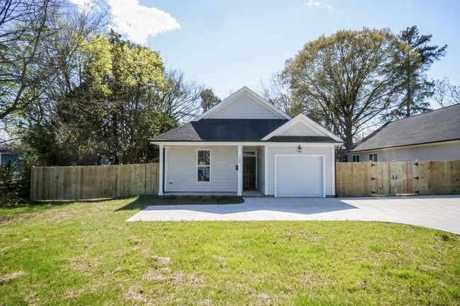 Photo - Three Bedroom Home!
