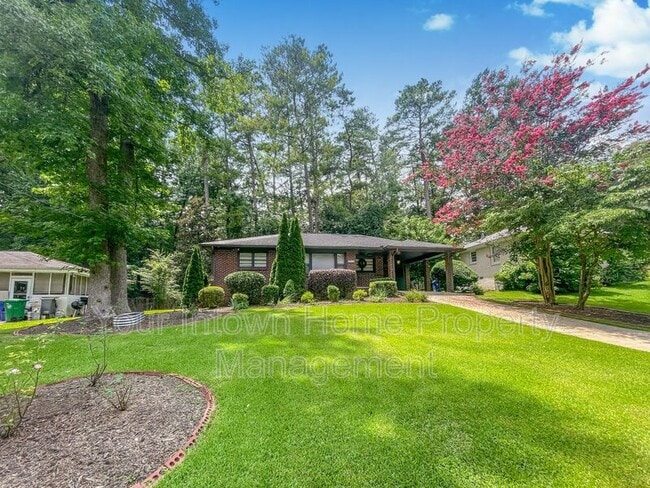 Building Photo - 1597 Stanford Way
