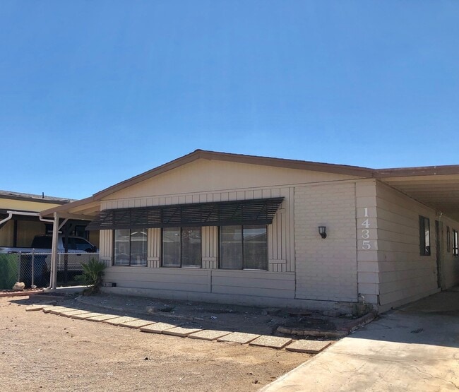 Photo - 1435 Church Dr