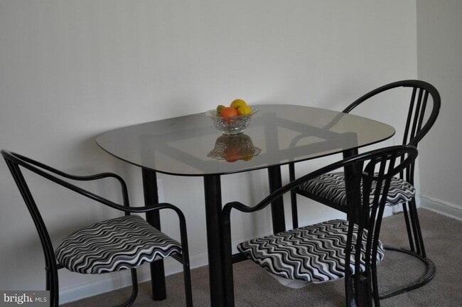 Photo - 301 Anacostia Rd SE Unit 2 BEDROOM