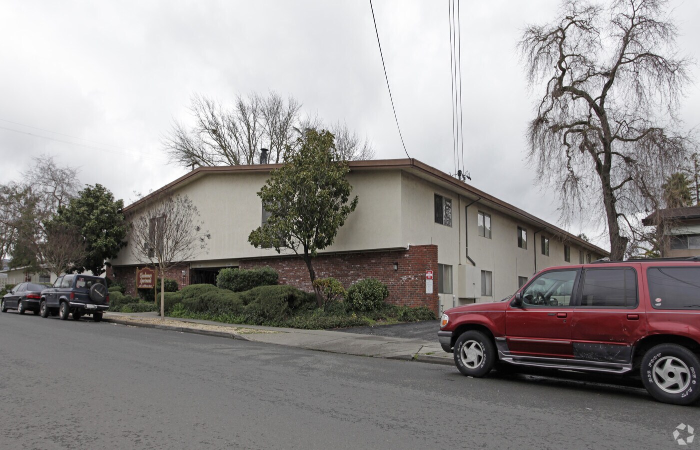 Photo - Chardonnay Apartments