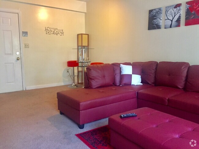 Building Photo - Jaques Pilling Place Lofts Unit 101P