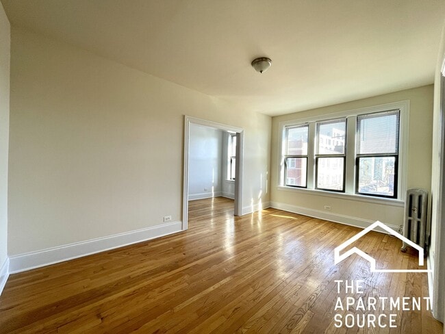 Photo - 2714 N Sawyer Ave Unit 301