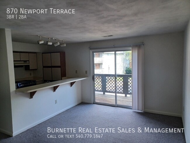 Photo - 870 Newport Terrace
