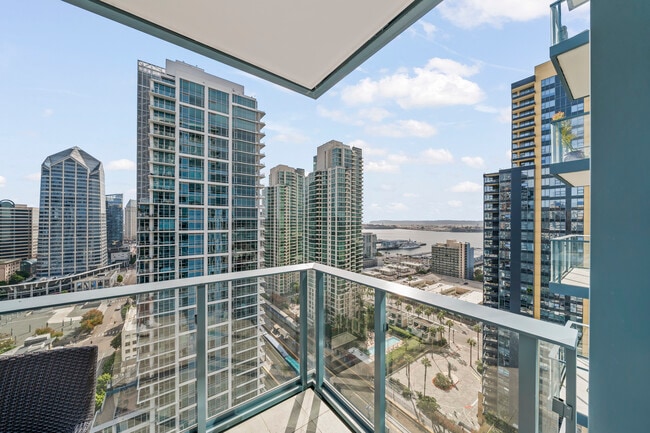 Building Photo - 1388 Kettner Blvd Unit 2206