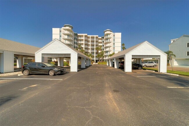 17980 Gulf Blvd Unit 402