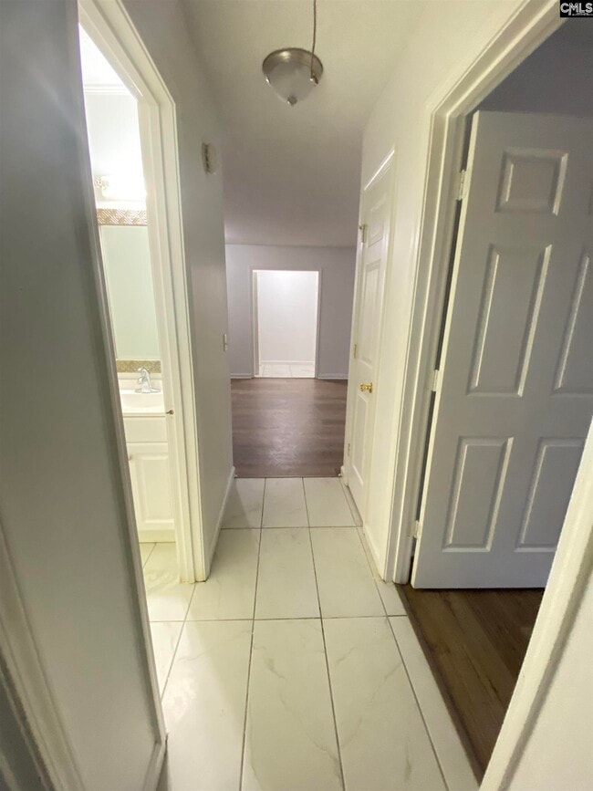 Photo - 108 Misty Oak Rd