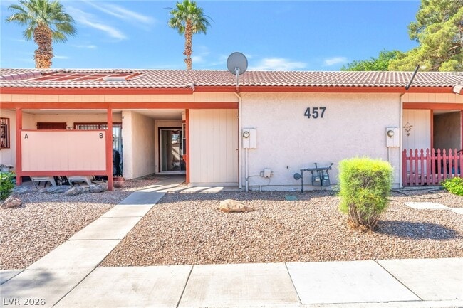 Building Photo - 457 N Lamb Blvd Unit B