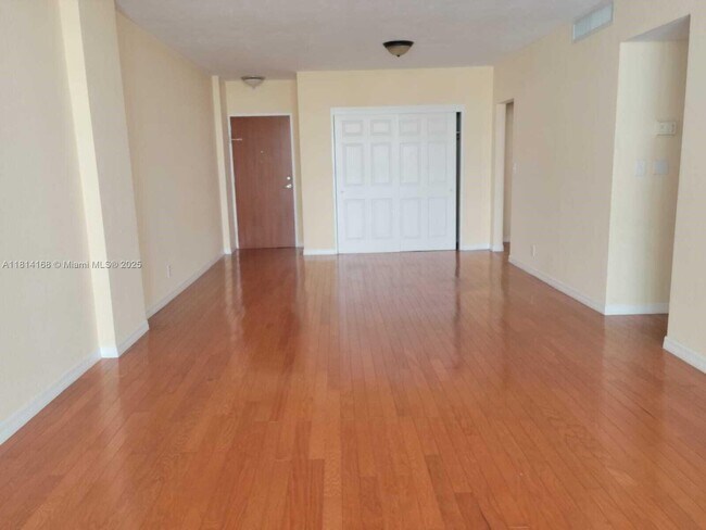 Photo - 3801 S Ocean Dr Unit 3A
