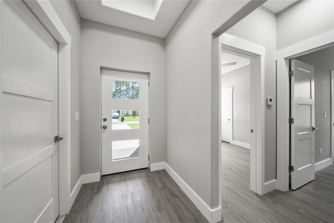 Photo - 98 Wheatfield Dr