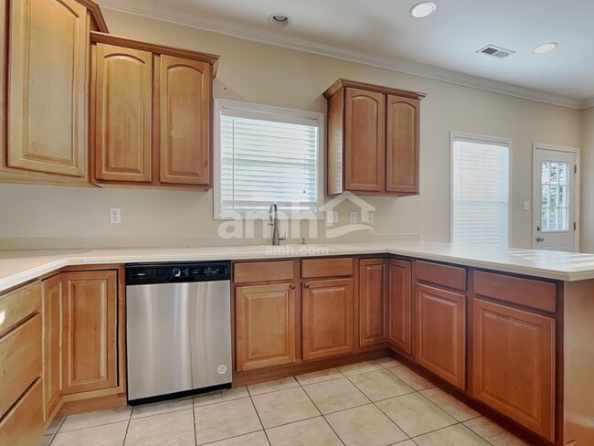 Photo - 1641 Silver Oak Ln