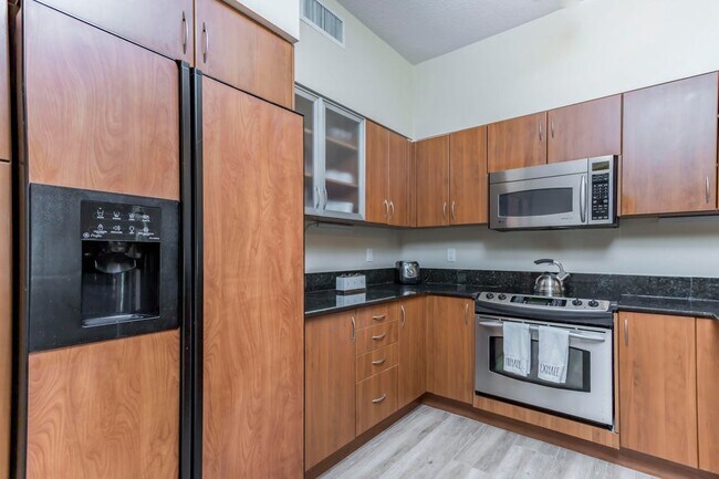 Photo - 233 S Federal Hwy Unidad 201