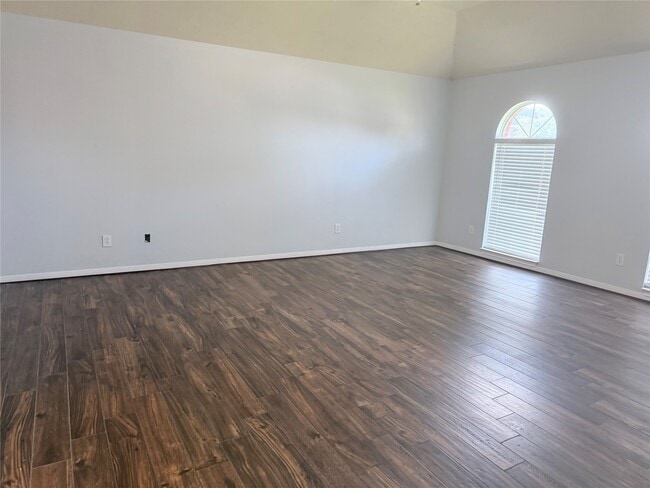 Photo - 11308 Madison Ct