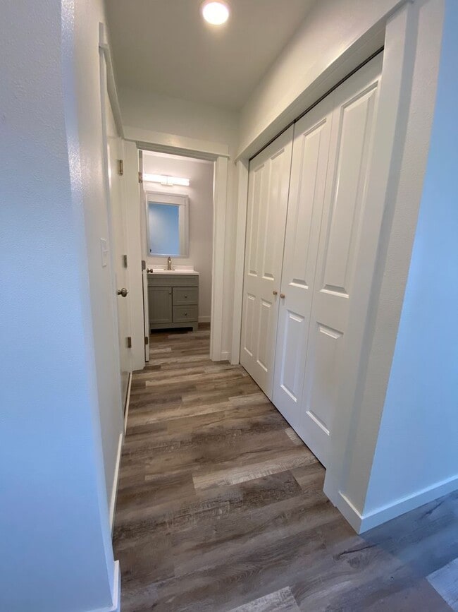 Photo - 2615 E 14th St Unit B