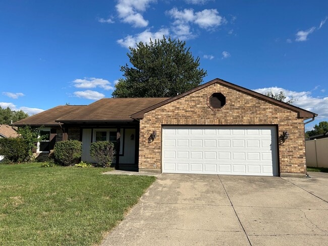 Building Photo - Beautiful 3 Bed, 2 Bath Home in Huber Heights