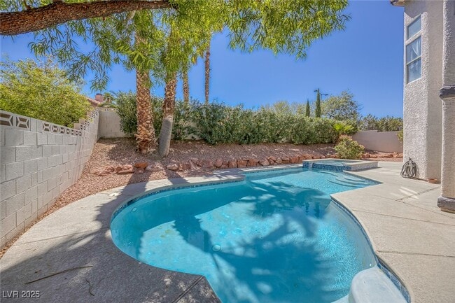 Photo - 8433 Dry Cliff Cir