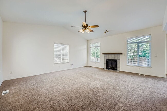 Photo - 504 Pyrite Terrace