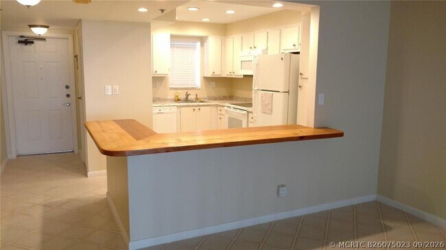 Photo - 3100 W Rolling Hills Cir Unit 502