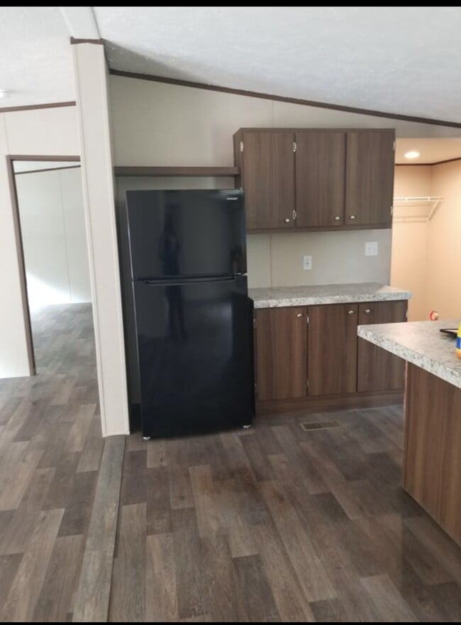 Photo - 123 Pintail Ln