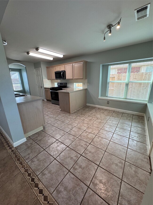 Photo - 14614 Vaughnville Dr