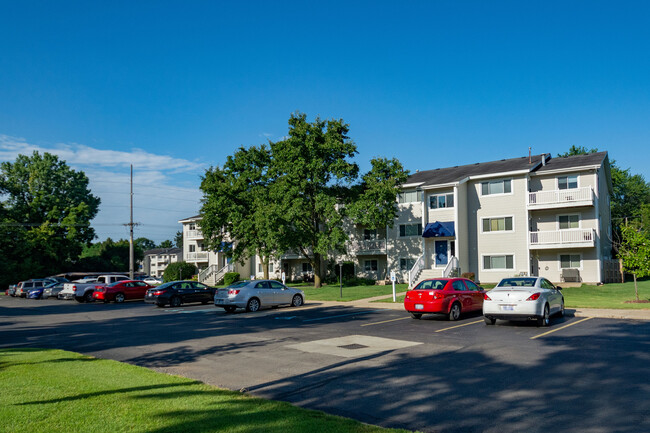 River Trail Apartments - River Trail Apartments