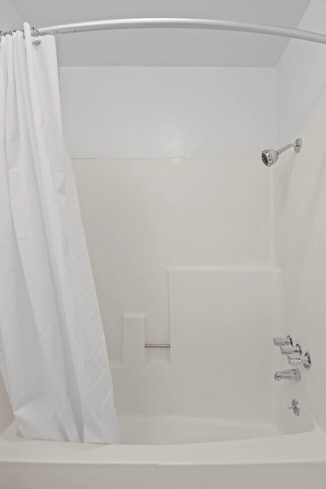 Photo - 1394 Midvale Avenue,