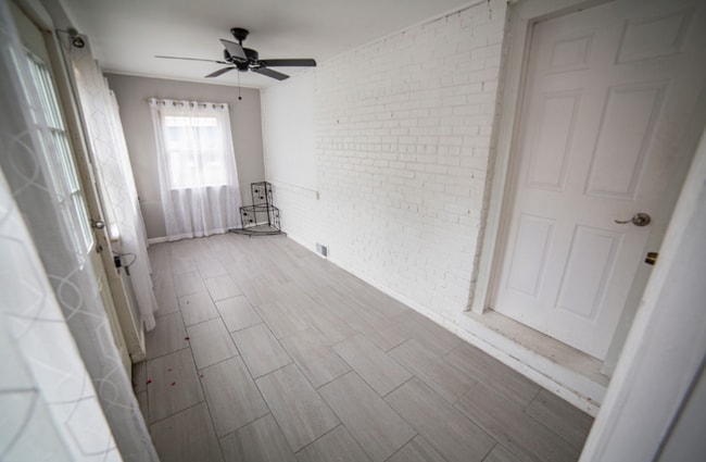 Photo - 4572 Rumsey Ave