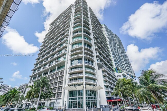 Photo - 690 SW 1st Ct Unidad 1828