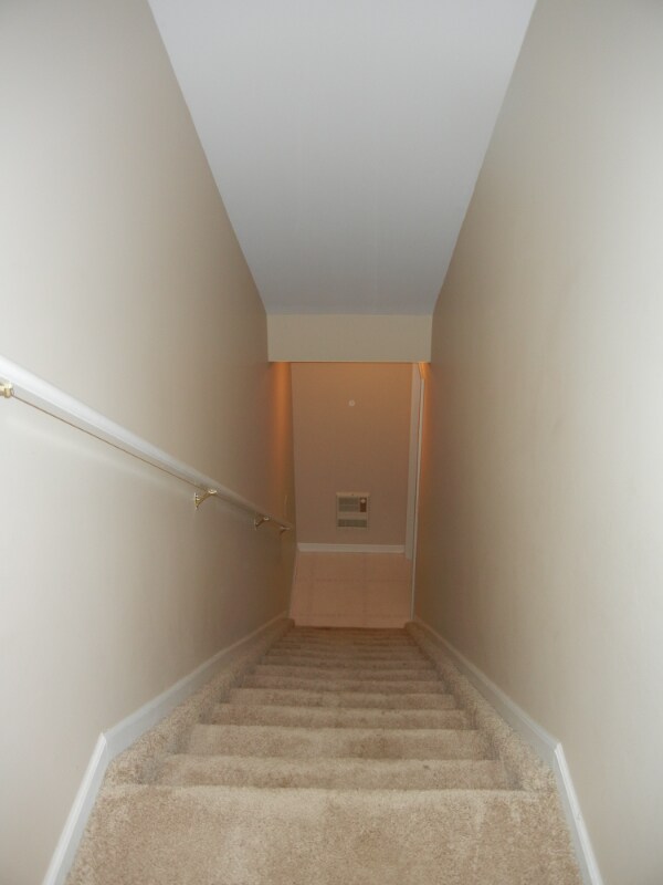 39471 Springwater Dr Condo Condo for Rent in Township of Northville, MI