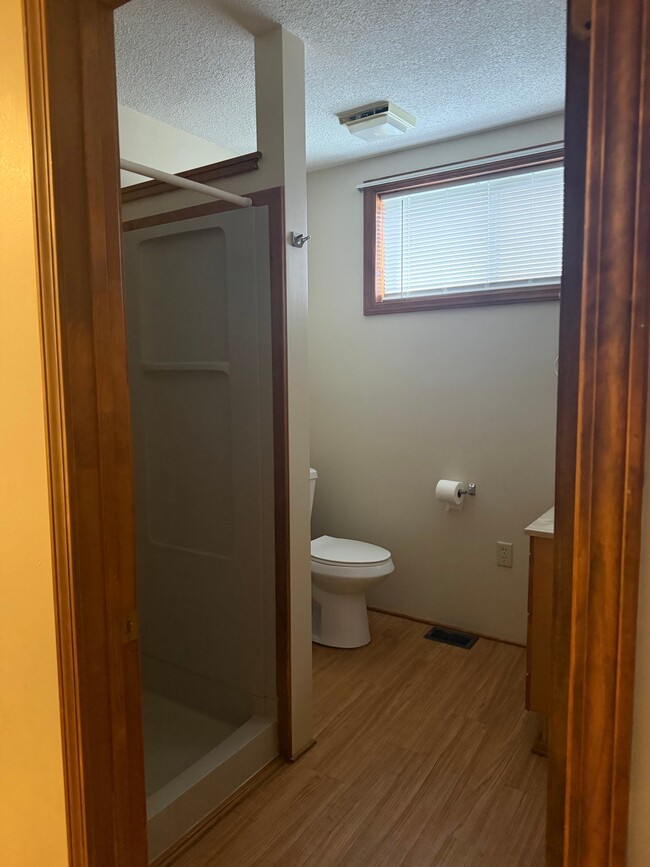 Photo - 222 Scottwood Ave Unit B