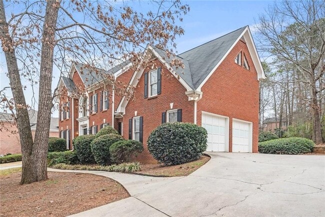 Photo - 1230 Oxford Dr SE