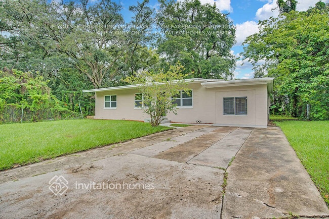 Photo - 3631 Arch St