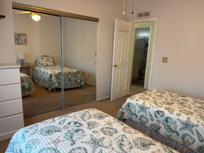 Photo - 617 Webb Way