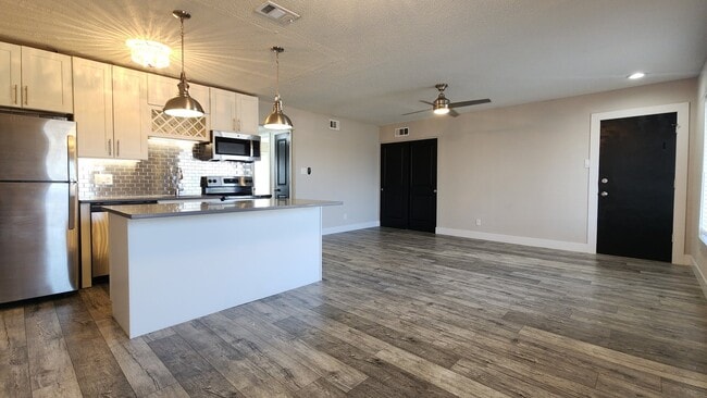 10820 Big Bend Rd Unit 2nd fl