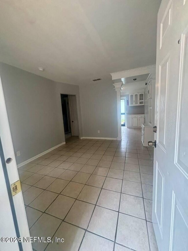 Photo - 429 W 18th St