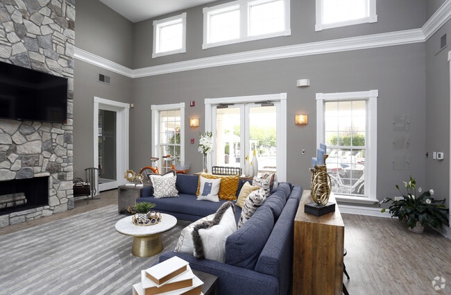 Lobby - Park at Eagle Creek