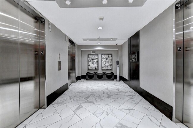 Photo - 400 W Peachtree St NW