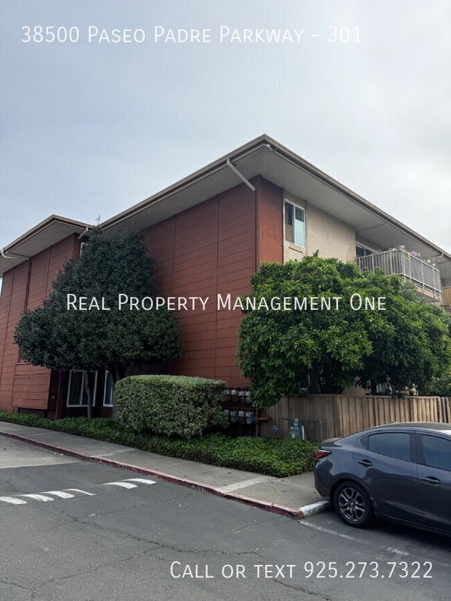 Photo - 38500 Paseo Padre Pkwy Unidad 301